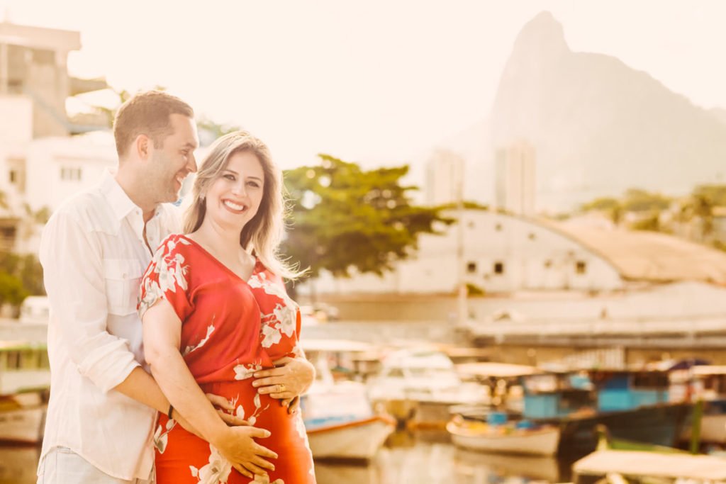 Ensaio de gestante no Rio de Janeiro registrado pelo fotógrafo de família Edu Nogueira. Book de gestante e Fotografia de Família.