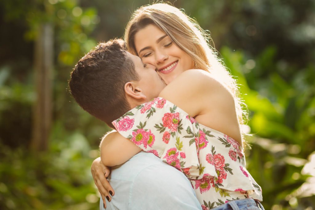 Ensaio de casal registrado pelo fotógrafo de casamento no Rio de Janeiro Edu Nogueira. Fotografia de casamento no Rio de Janeiro